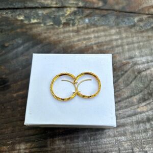 Real solid 20k yellow gold earrings